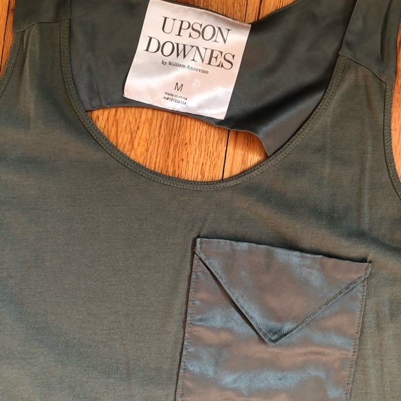 OpenBack Tank - Picture 2 of 4